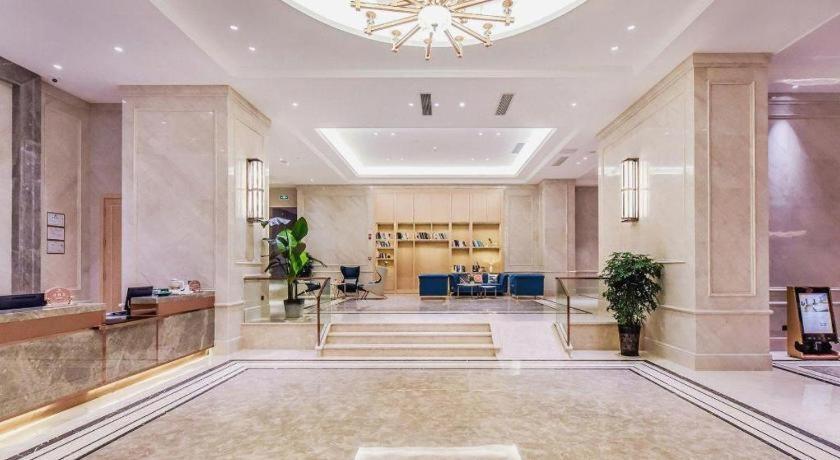 Vienna Hotel Sichuan Hejiang Yangtze River Bridge Лучжоу Экстерьер фото